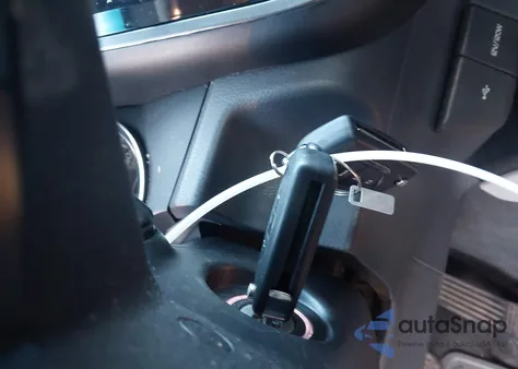 2020 Toyota Camry Le из США, поврежденный, VIN 4T1C11AKXLU864661